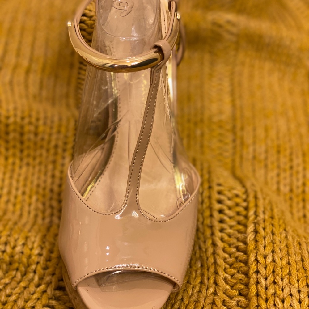 Jessica Simpson Women's Carah Leather Dress Pump